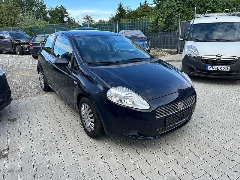 Gebraucht Fiat Grande Punto Active 65 PS (47 kW) 2009 Blau Kleinwagen
