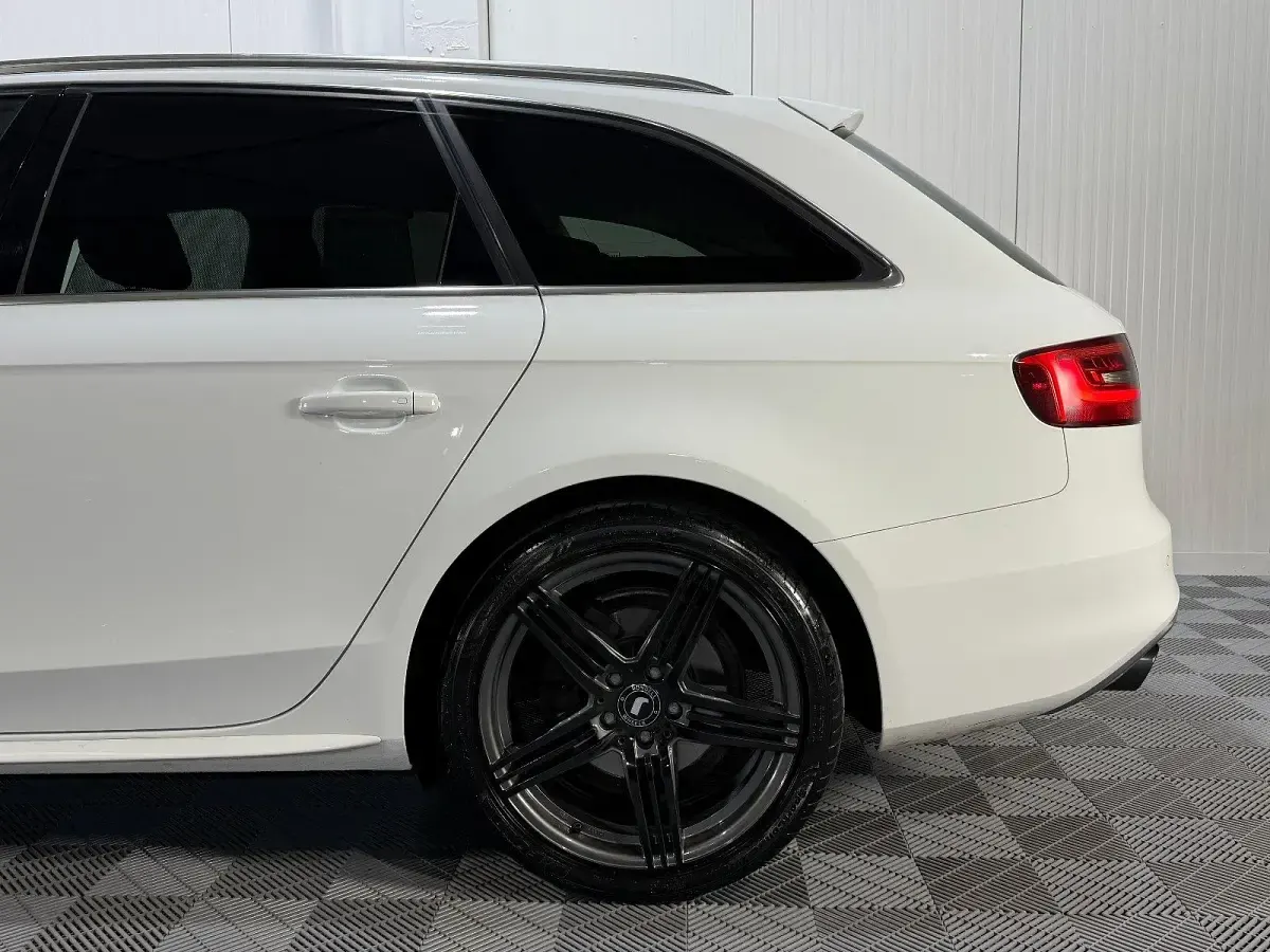 Gebraucht Audi A4 S-Line 245 PS (180 kW) 2013 Weiß Kombi