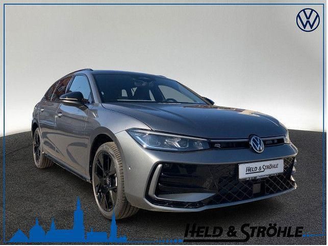 Neu VW Passat 177 PS (130 kW) 2025 Grau Kombi