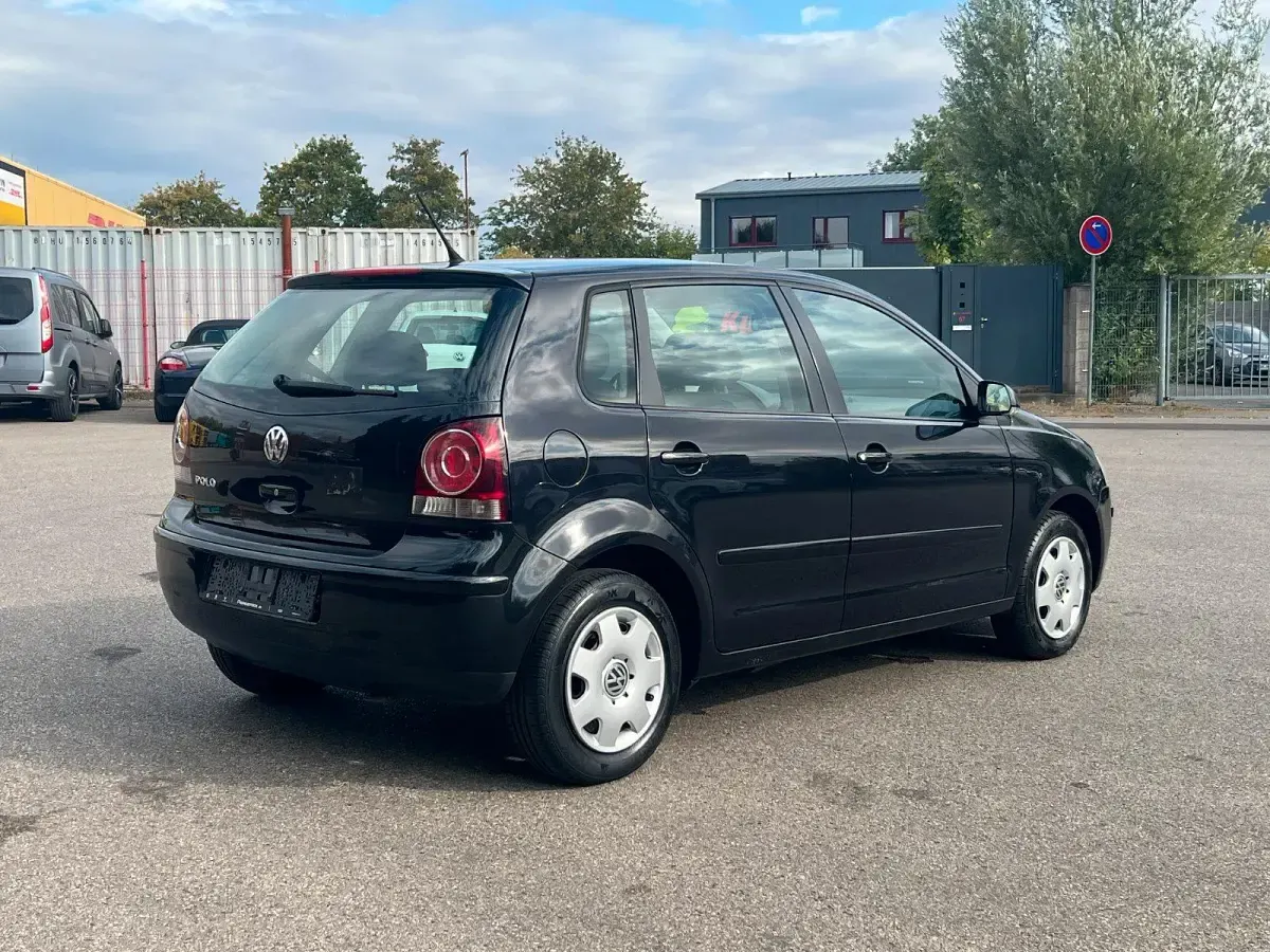 Gebraucht VW Polo 60 PS (44 kW) 2009 Schwarz Kleinwagen
