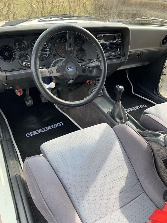 Gebraucht Ford Capri 101 PS (74 kW) 1984 Weiß Coupé