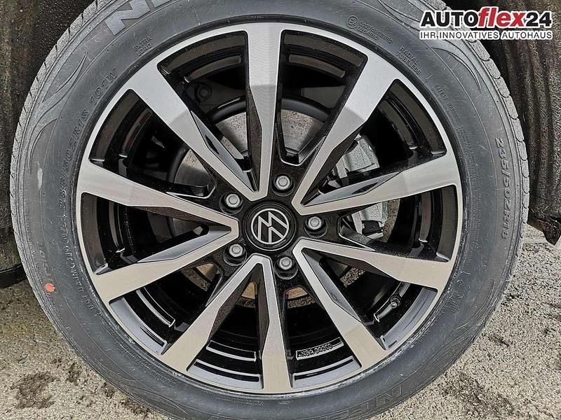 Deepblack perleffekt Neu 2025 VW Multivan Edition Van | 69.070 € (Superpreis) - Bild 1/3