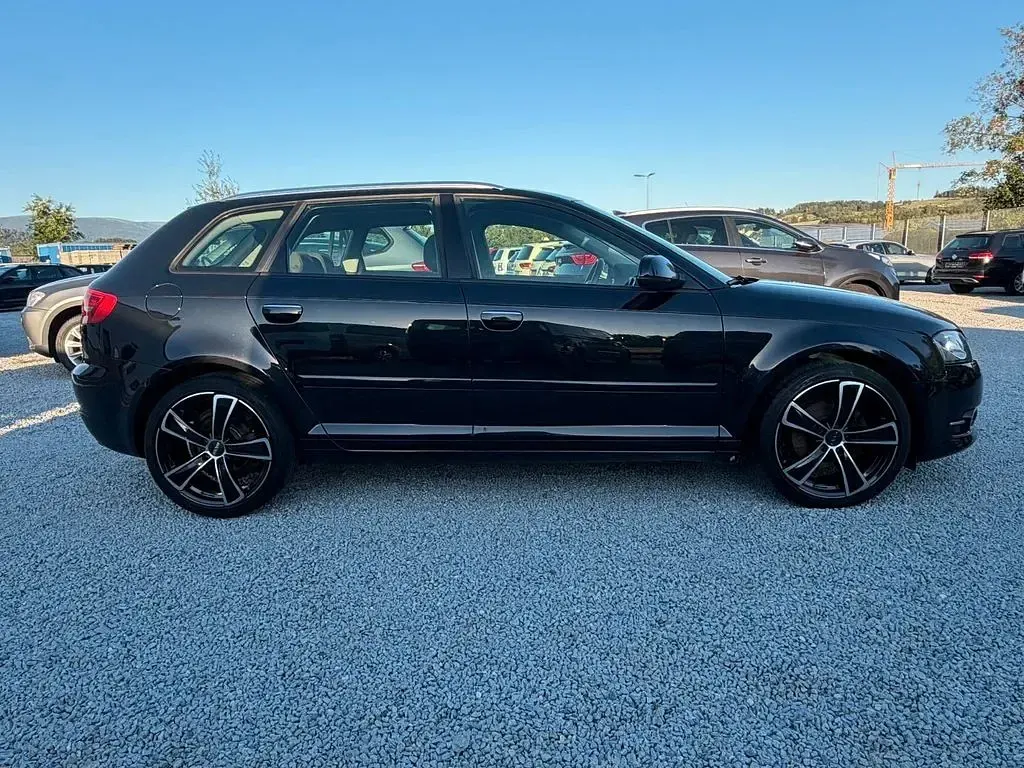 Gebraucht Audi A3 Ambiente 140 PS (102 kW) 2013 Schwarz Limousine