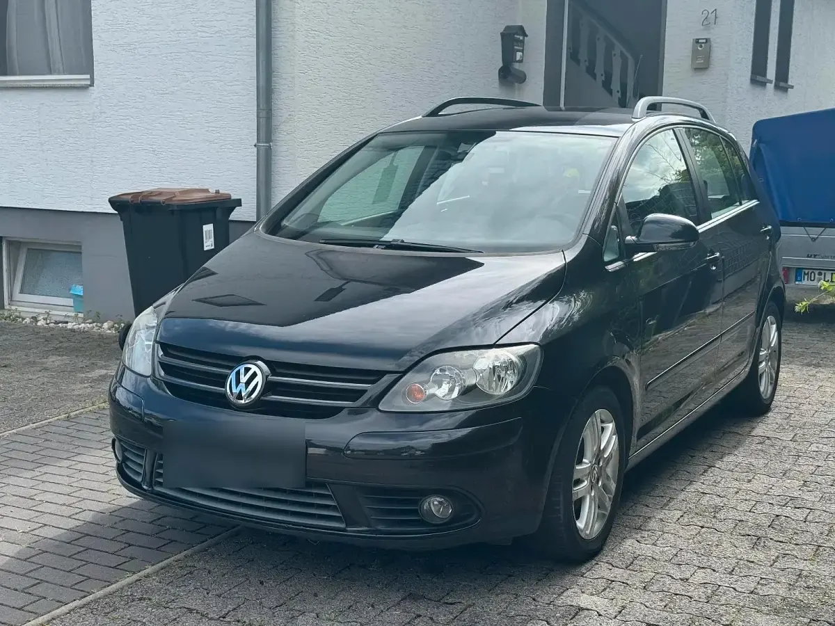 Gebraucht VW Golf Plus Cross 80 PS (58 kW) 2008 Schwarz Limousine