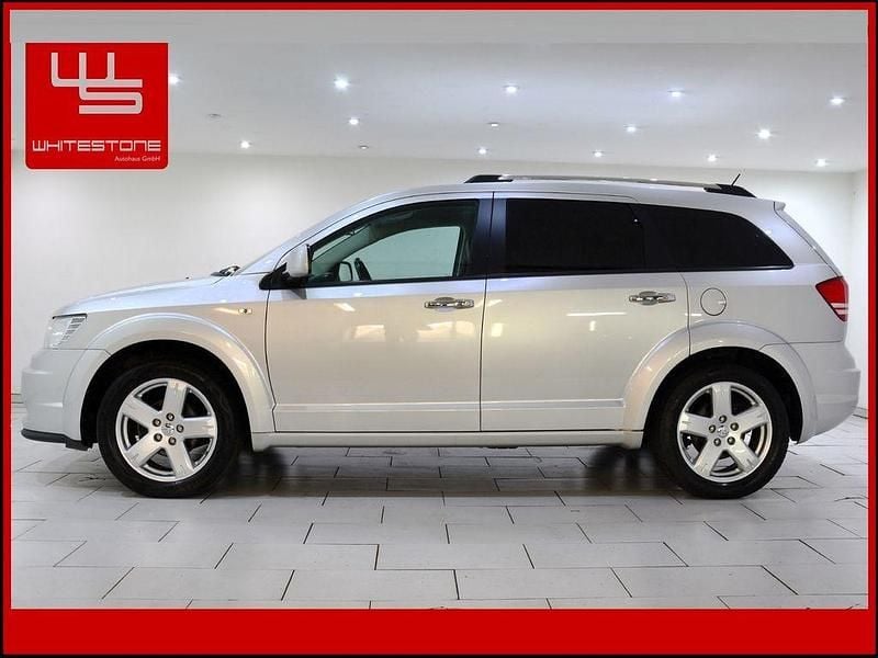 Silber Gebraucht 2010 Dodge Journey SUV | 9.990 € - Bild 1/4
