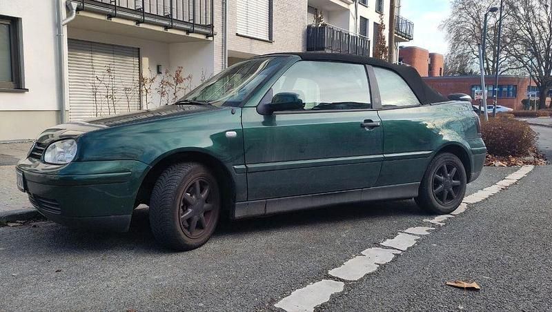 Gebraucht VW Golf Cabriolet Highline 101 PS (74 kW) 1999 Grün Cabrio