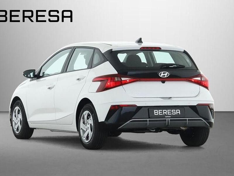 Neu Hyundai i20 Select 101 PS (74 kW) 2025 Weiss Limousine