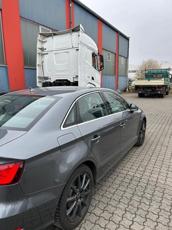 Używany Audi A3 150 KM (110 kW) 2015 Szary Sedan/Limuzyna