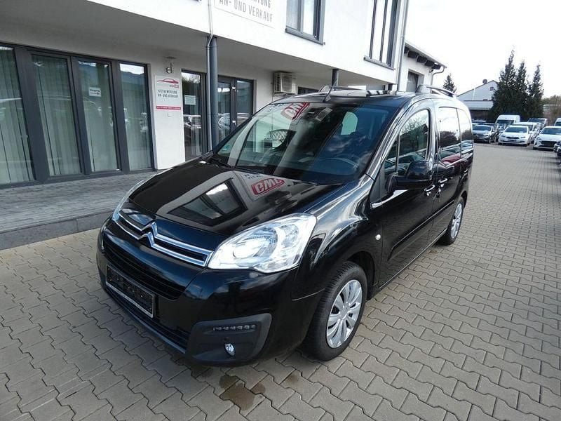 Gebraucht Citroën Berlingo Shine 110 PS (80 kW) 2017 Schwarz Van / Kleinbus