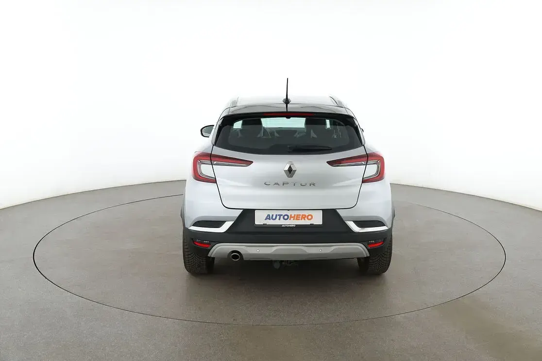 Gebraucht Renault Captur Intens 140 PS (102 kW) 2020 Grau SUV