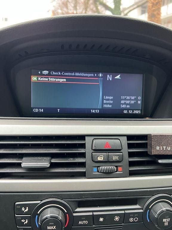 Blau Gebraucht 2005 BMW 325 Sport Line Limousine | 6.500 € (Teuer) - Bild 1/4