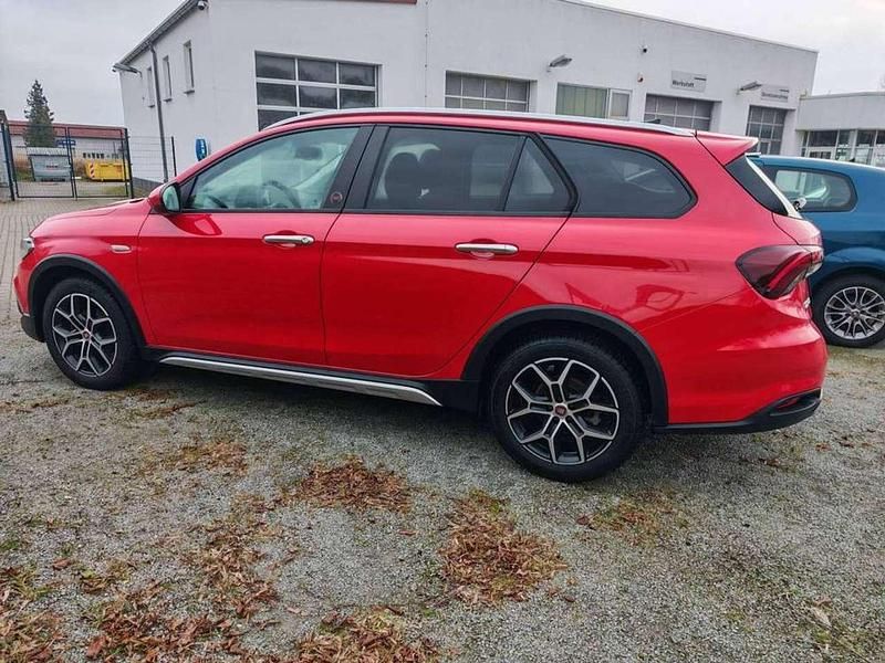 Gebraucht Fiat Tipo Red 99 PS (72 kW) 2022 Passione rot Kombi