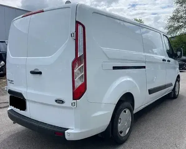 Gebraucht Ford Transit Custom Trend 105 PS (77 kW) 2022 Weiß Limousine
