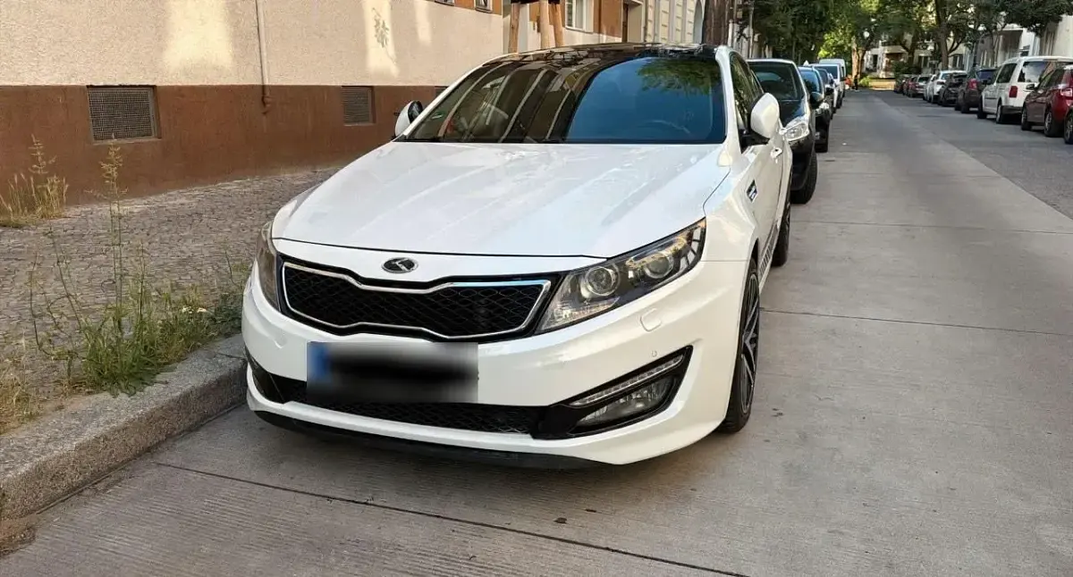 Gebraucht Kia Optima 136 PS (100 kW) 2012 Weiß Limousine