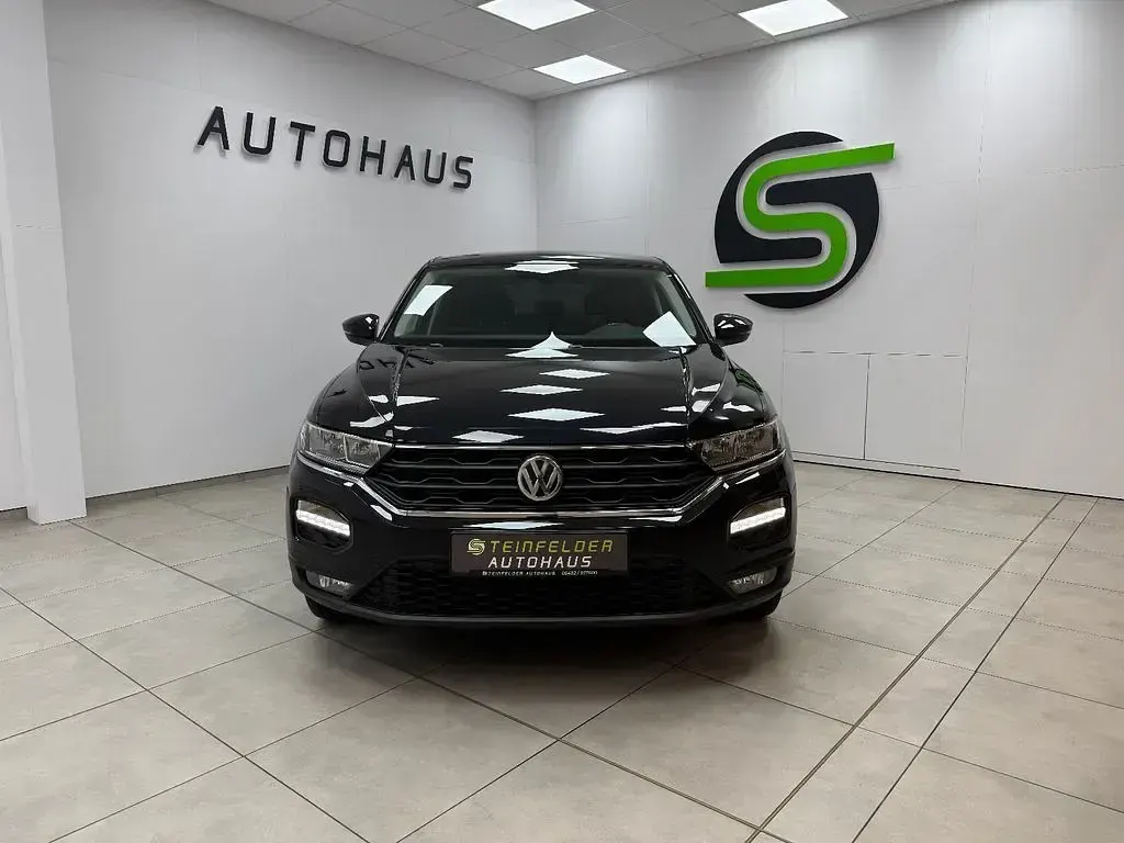 Gebraucht VW T-Roc Basis 116 PS (85 kW) 2017 Schwarz SUV