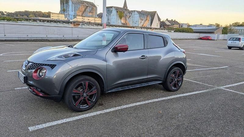 Grau Gebraucht 2015 Nissan Juke SUV | 8.400 € (Guter Preis) - Bild 1/4