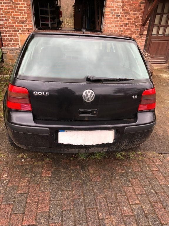 Gebraucht VW Golf IV Edition 105 PS (77 kW) 2001 Schwarz Limousine