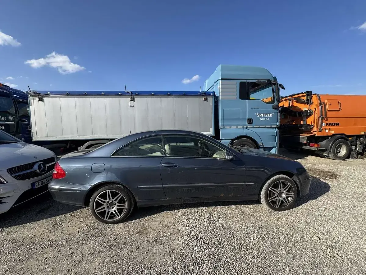 Gebraucht Mercedes CLK350 Elegance 272 PS (200 kW) 2005 Coupé