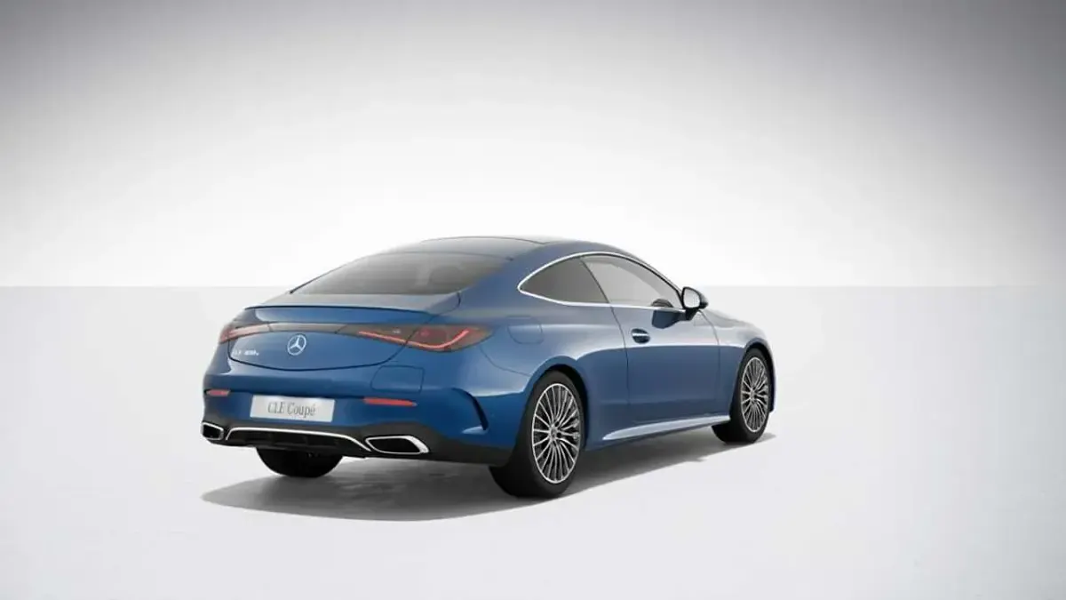 Gebraucht Mercedes CLE300 AMG 204 PS (150 kW) 2025 Blau Coupé