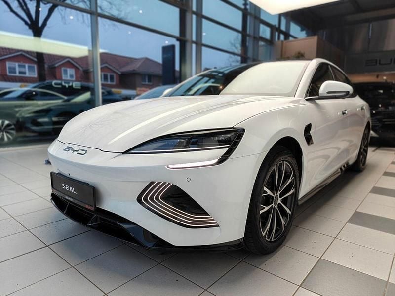 Neu BYD Seal Comfort 169 kW (231 PS) 2026 Weiß Limousine