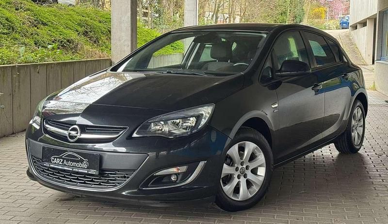 Gebraucht Opel Astra Active 140 PS (102 kW) 2013 Karbonschw graphitschw midnigh Kleinwagen