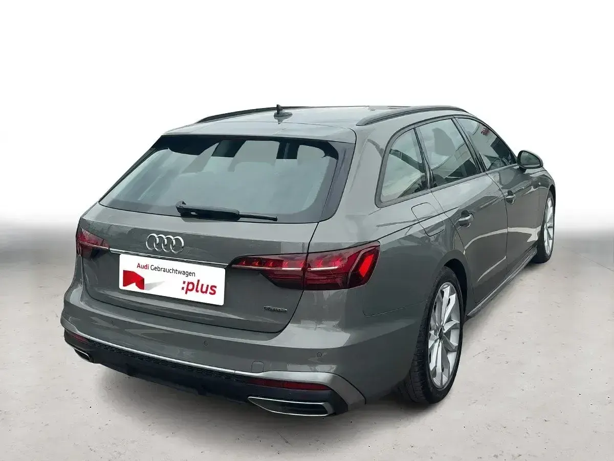 Usata Audi A4 S-Line 150 CV (110 kW) 2023 Grigio Station wagon