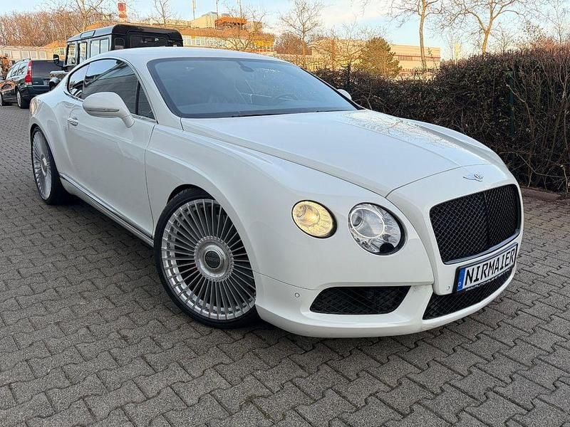 Gebraucht Bentley Continental GT 507 PS (372 kW) 2013 Weiß Coupé