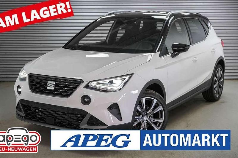 Candy weiß/dach schwarz Neu 2025 Seat Arona FR SUV | 27.990 € (Fairer Preis) - Bild 1/4