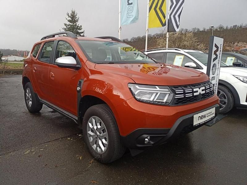 Gebraucht Dacia Duster Expression 101 PS (74 kW) 2023 Orange SUV