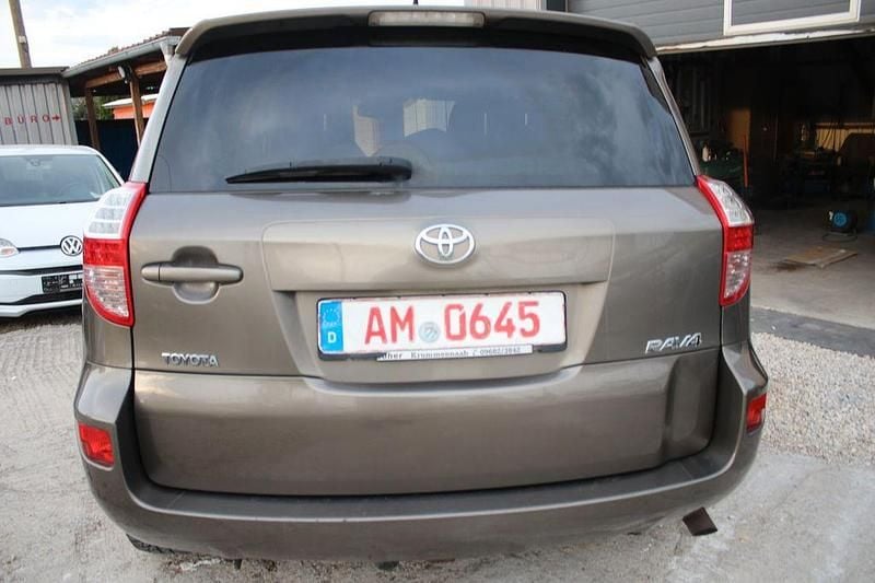 Gebraucht Toyota RAV4 Life 150 PS (110 kW) 2011 SUV
