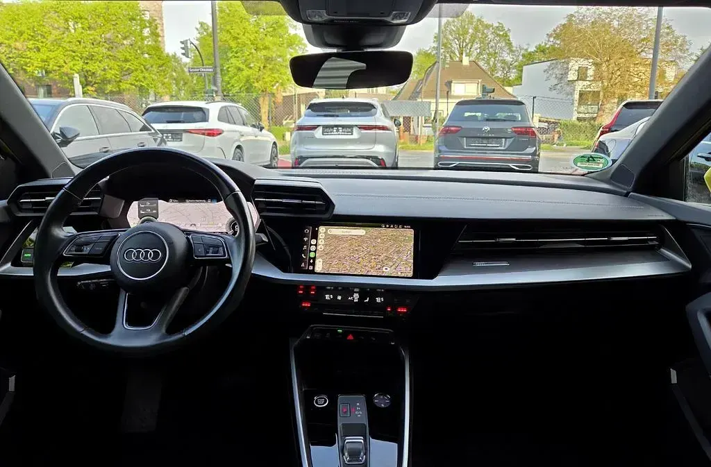 Gebraucht Audi A3 e-tron S-Line 204 PS (150 kW) 2022 Gelb Kleinwagen