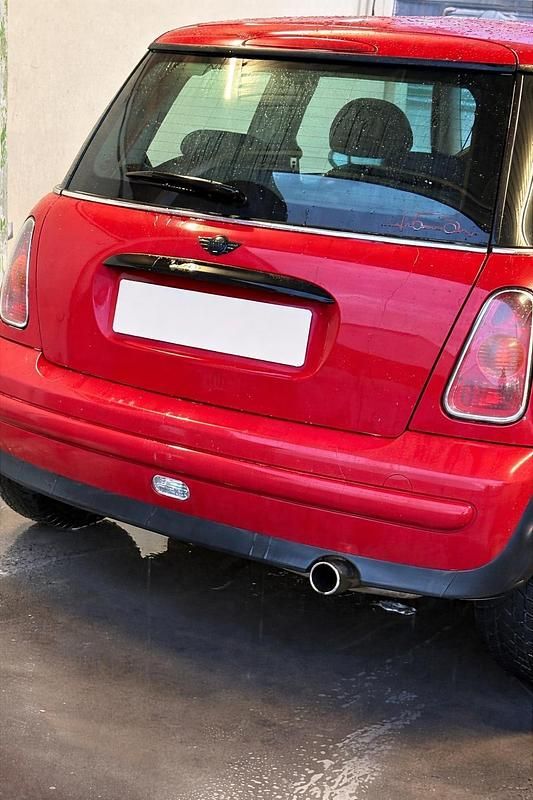 Gebraucht Mini ONE 90 PS (66 kW) 2002 Rot Kleinwagen