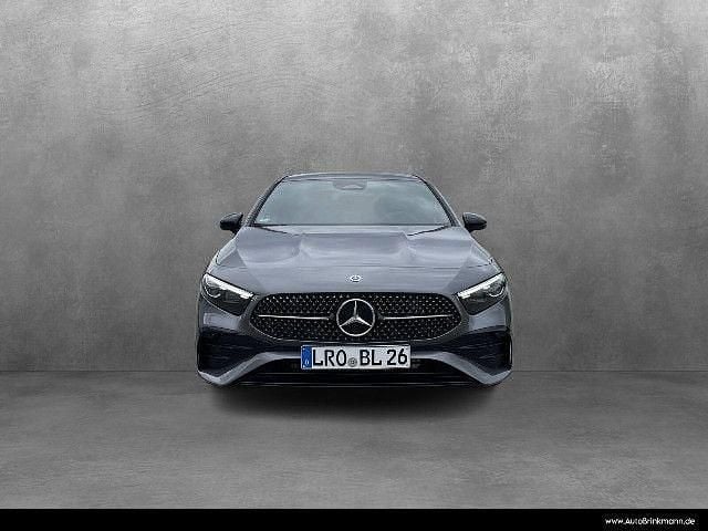 Grau Gebraucht 2024 Mercedes A220 Limousine | 41.470 € (Teuer) - Bild 1/4