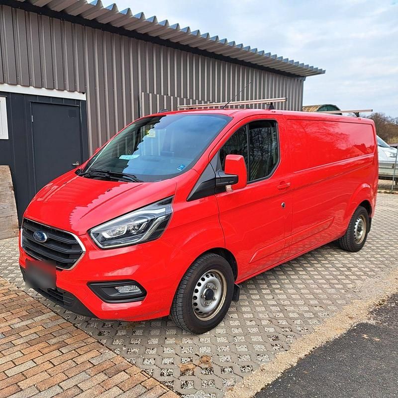 Gebraucht Ford Transit Custom 170 PS (125 kW) 2019 Rot Van / Kleinbus