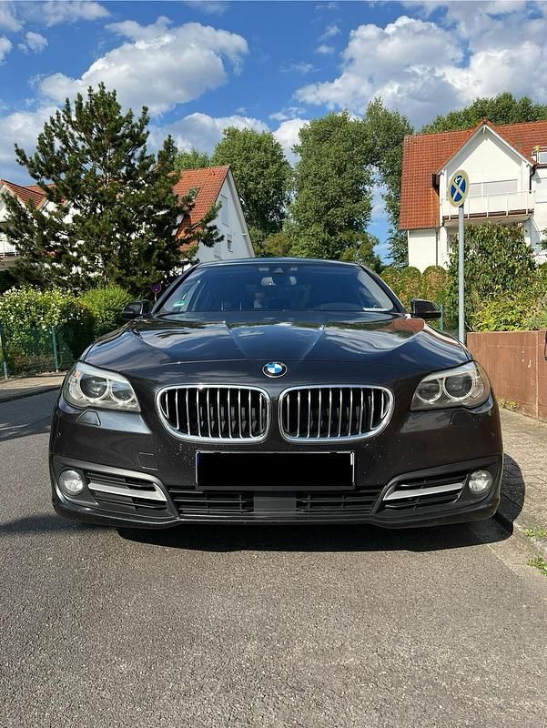 Schwarz Gebraucht 2014 BMW 530 Comfort Edition Limousine | 14.900 € (Fairer Preis) - Bild 1/4