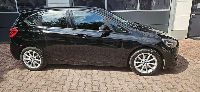 Gebraucht BMW 225 iPerformance 136 PS (100 kW) 2019 Schwarz Kombi