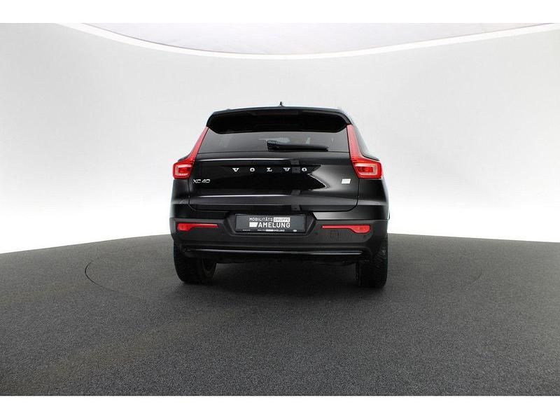 Gebraucht Volvo XC40 Core 169 kW (231 PS) 2022 Black solid stone SUV