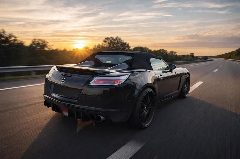 Second-hand Opel GT 312 CP (229 kW) 2009 Negru Cabrio