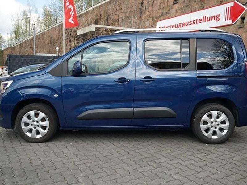 Second-hand Opel Combo 110 CP (80 kW) 2020 Albastru Monovolum