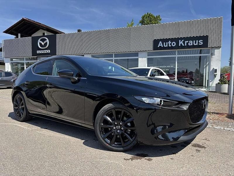 Jet black Neu 2025 Mazda 3 Nagisa Limousine | 30.350 € - Bild 1/4