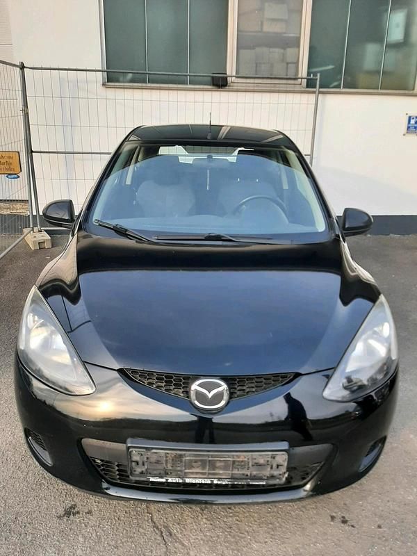 Gebraucht Mazda 2 75 PS (55 kW) 2008 Schwarz Kleinwagen