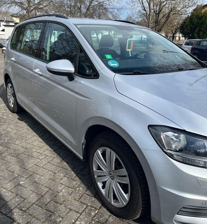 Gebraucht VW Touran 110 PS (80 kW) 2016 Silber Van / Kleinbus
