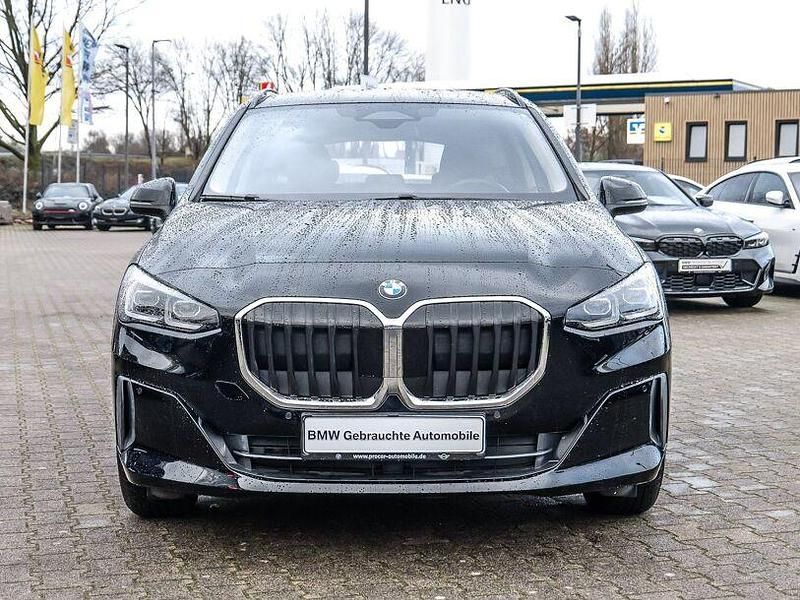Gebraucht BMW 218 Efficient Dynamics 136 PS (100 kW) 2022 Schwarz Van / Kleinbus