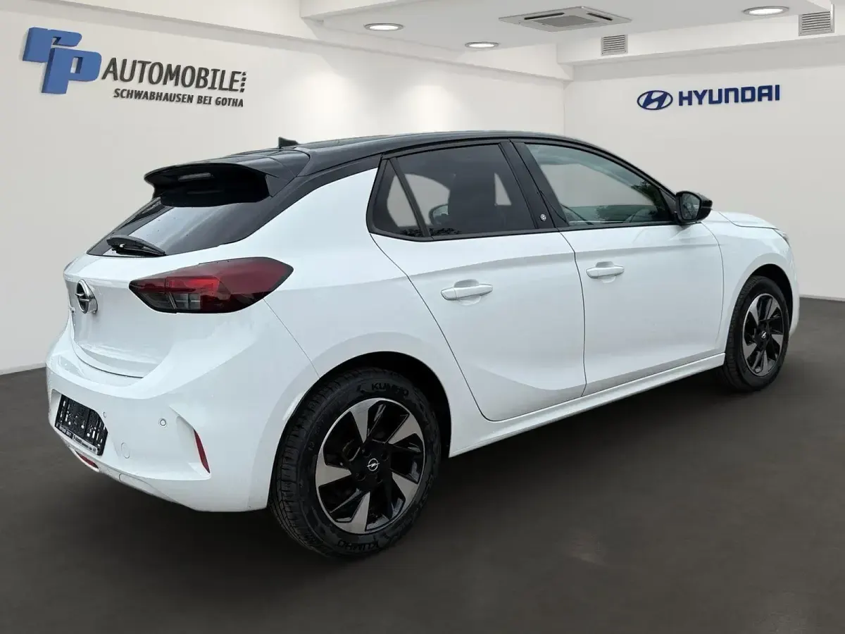 Gebraucht Opel Corsa-e Edition 100 kW (136 PS) 2020 Weiß Kleinwagen