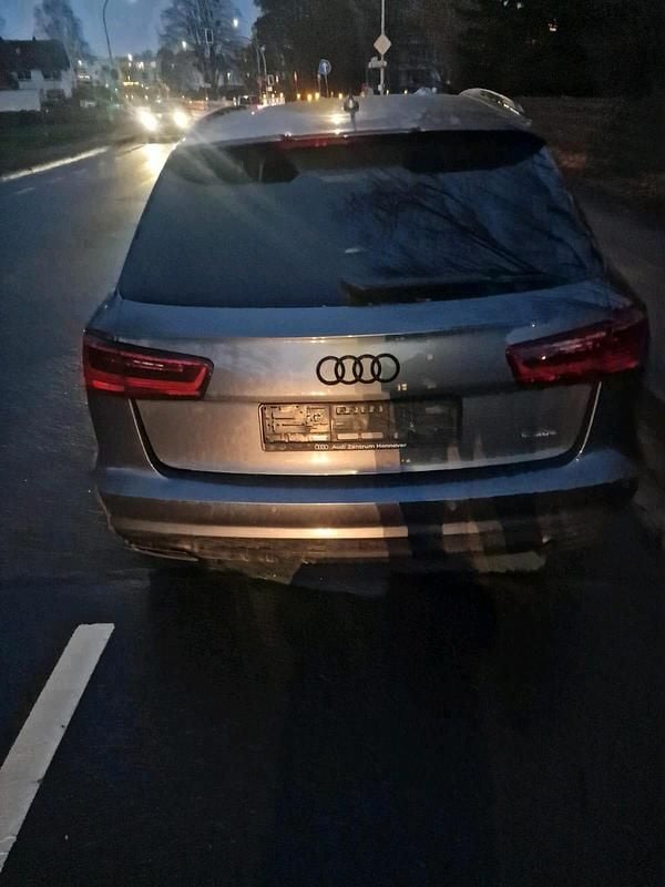 Schwarz Gebraucht 2017 Audi A6 Kombi | 17.500 € (Superpreis) - Bild 1/4