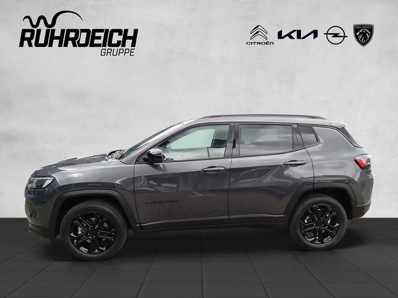 Gebraucht Jeep Compass Night Eagle 131 PS (96 kW) 2023 Grigio moda (graphite grey met SUV