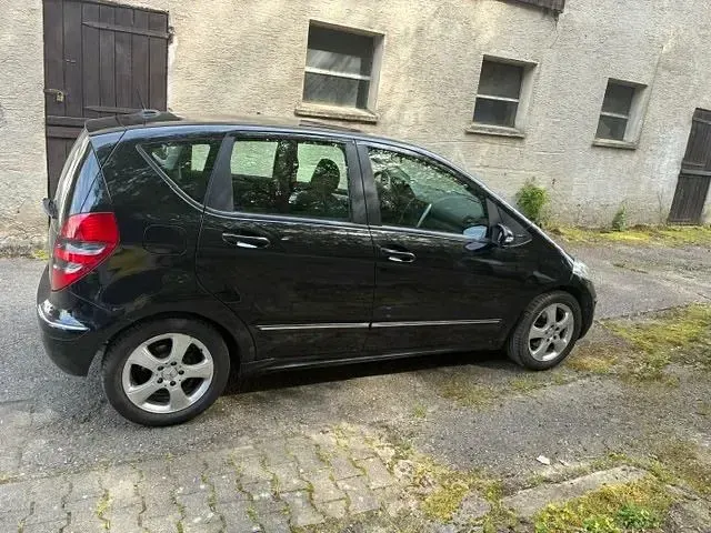 Gebraucht Mercedes A150 Elegance 95 PS (69 kW) 2005 Schwarz Limousine