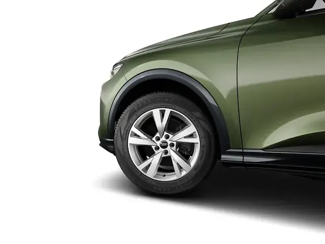 Gebraucht Audi Q5 Sportback S-Line 204 PS (150 kW) 2025 Distriktgrün metallic SUV