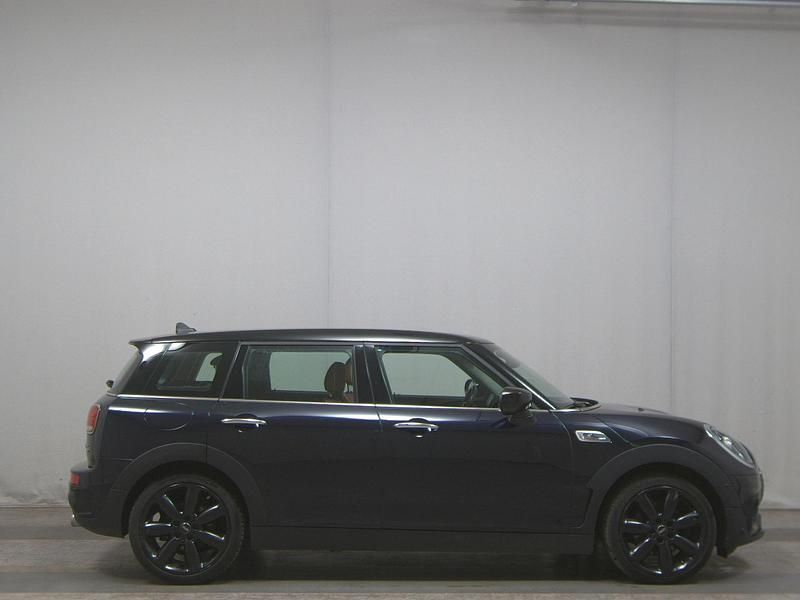 Black metallic Gebraucht 2020 Mini Cooper S Clubman Kombi | 17.480 € (Superpreis) - Bild 1/4