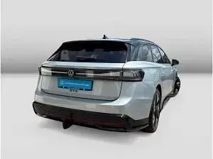 Gebraucht VW ID.7 250 kW (340 PS) 2025 Silber (scale silver metallic) Kombi